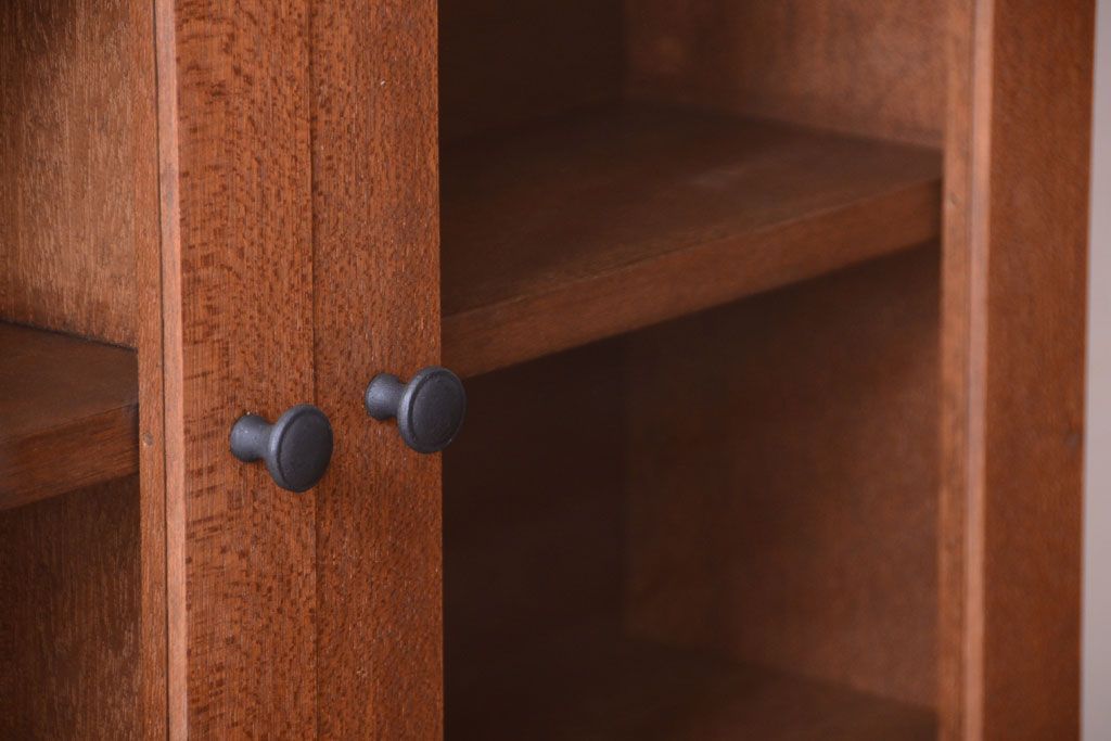 アンティーク家具　アンティーク　古い木のシンプルな壁掛け戸棚