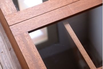 アンティーク家具　アンティーク　古い木のシンプルな壁掛け戸棚