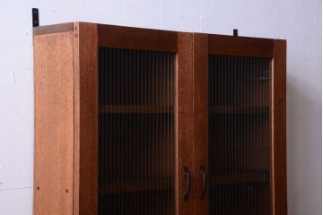 アンティーク家具　アンティーク　モールガラス入り!古い木のシンプルな壁掛け戸棚(2)