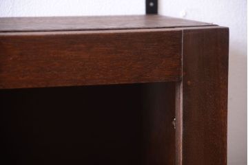 アンティーク家具　アンティーク　3つ扉の壁掛けキャビネット(収納棚)(2)