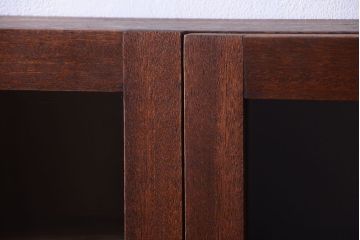 アンティーク家具　アンティーク　3つ扉の壁掛けキャビネット(収納棚)(2)