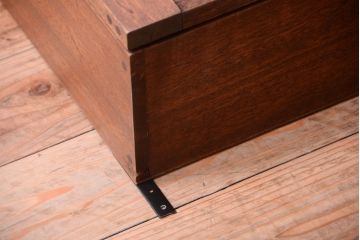 アンティーク家具　アンティーク　3つ扉の壁掛けキャビネット(収納棚)(2)