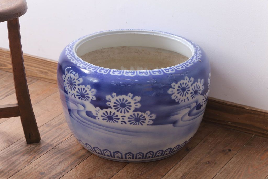アンティーク雑貨　古民具・骨董　大正〜昭和初期　染付アンティーク瀬戸火鉢(2)