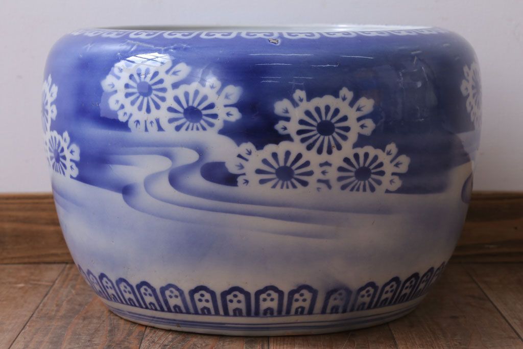 アンティーク雑貨　古民具・骨董　大正〜昭和初期　染付アンティーク瀬戸火鉢(2)