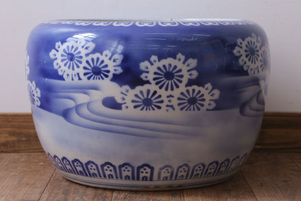 アンティーク雑貨　古民具・骨董　大正〜昭和初期　染付アンティーク瀬戸火鉢(2)