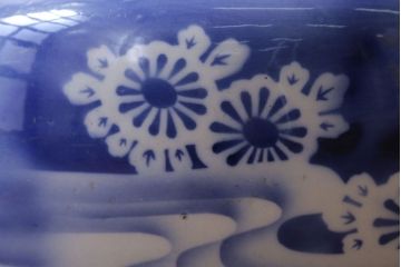アンティーク雑貨　古民具・骨董　大正〜昭和初期　染付アンティーク瀬戸火鉢(2)