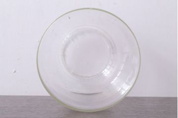 アンティーク雑貨　昭和レトロ　蓋付きのアンティークガラス瓶(ビン)