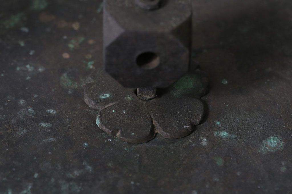 アンティーク雑貨　古民具・骨董　古い銅瓶(在銘?)(鉄瓶)