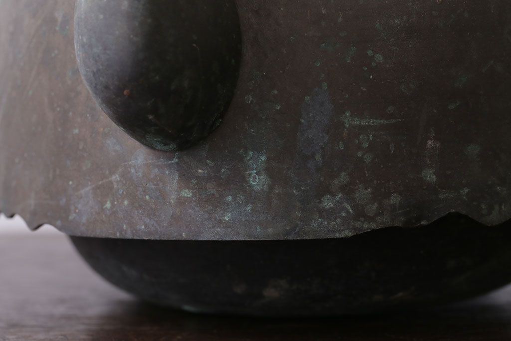 アンティーク雑貨　古民具・骨董　古い銅瓶(在銘?)(鉄瓶)