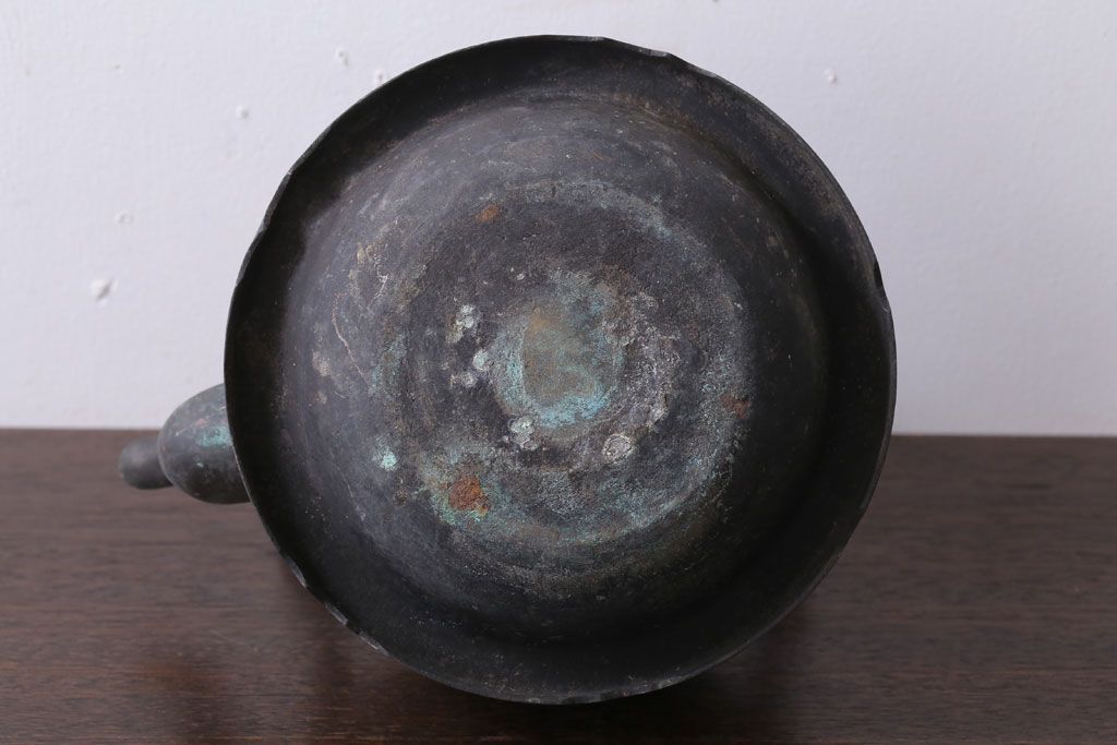 アンティーク雑貨　古民具・骨董　古い銅瓶(在銘?)(鉄瓶)