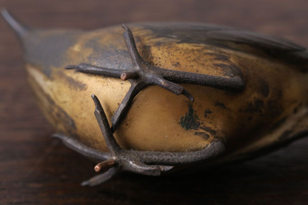 アンティーク雑貨　金工師　岩瀬清鳳造　「鶯」　鋳銅　置物　共箱