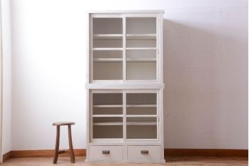 アンティーク家具　アンティークペイント　モールガラス入り!重ね収納棚(食器棚)