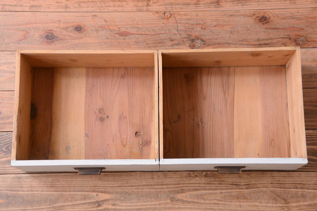 アンティーク家具　アンティークペイント　モールガラス入り!重ね収納棚(食器棚)