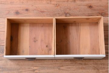 アンティーク家具　アンティークペイント　モールガラス入り!重ね収納棚(食器棚)