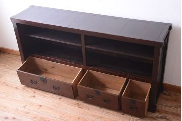 アンティーク家具　古民具・骨董　縦桟引き戸の収納箪笥サイドボード(水屋箪笥)