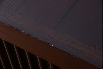 アンティーク家具　古民具・骨董　縦桟引き戸の収納箪笥サイドボード(水屋箪笥)