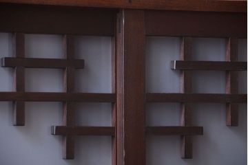 アンティーク家具　和製アンティーク　大正〜昭和期　すりガラス引き戸の本箱