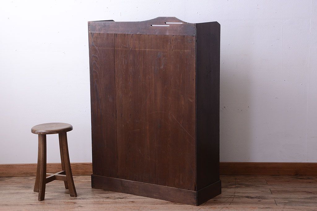 アンティーク家具　和製アンティーク　大正〜昭和期　すりガラス引き戸の本箱