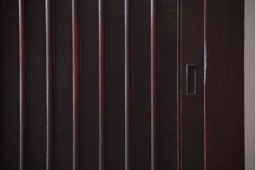 アンティーク家具　古民具・骨董　和モダン　六尺　上質なアンティーク収納箪笥(水屋箪笥)