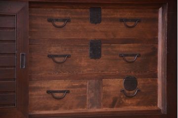 アンティーク家具　古民具・骨董　和モダン　六尺　上質なアンティーク収納箪笥(水屋箪笥)