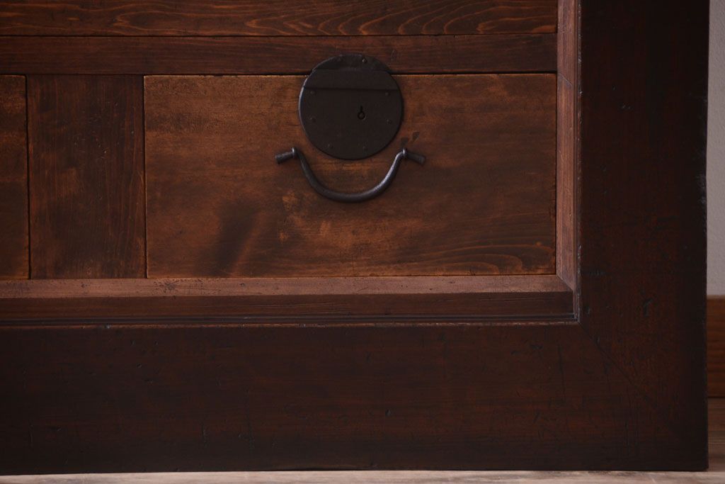 アンティーク家具　古民具・骨董　和モダン　六尺　上質なアンティーク収納箪笥(水屋箪笥)