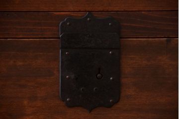 アンティーク家具　古民具・骨董　和モダン　六尺　上質なアンティーク収納箪笥(水屋箪笥)