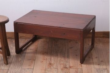 レトロ家具　昭和レトロ　古い木製のシンプルなアンティーク文机