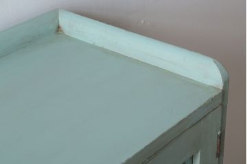 アンティーク家具　アンティークペイント　オリーブグリーンカラーの本箱(ブックケース)