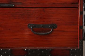 アンティーク家具　古民具・骨董　明治期　大きな金具のアンティーク観音箪笥(衣装箪笥)