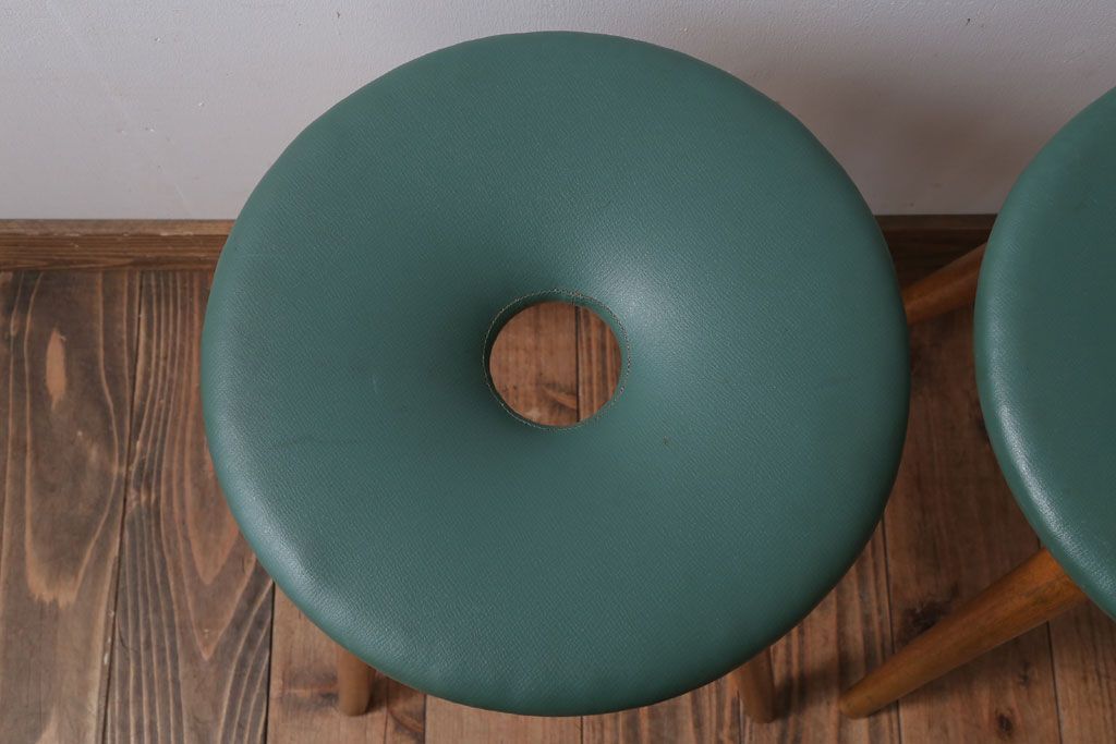 レトロ家具　昭和レトロ　ドーナツスツール2脚セット(リングスツール・丸スツール)
