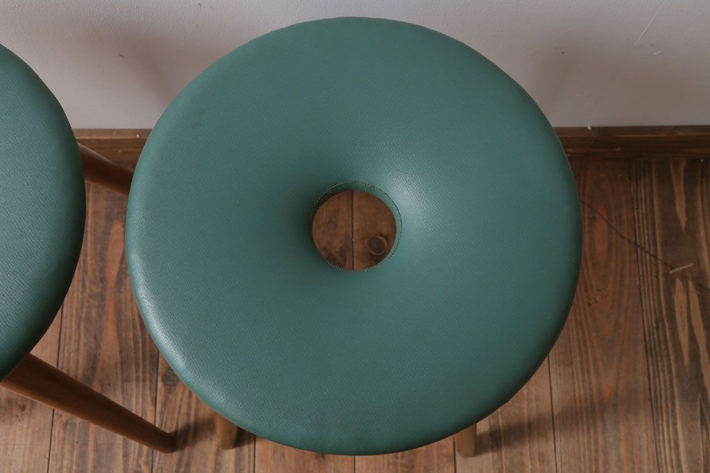 レトロ家具　昭和レトロ　ドーナツスツール2脚セット(リングスツール・丸スツール)