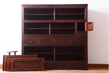 アンティーク家具　古民具・骨董　古い檜材の小ぶりで上品な二段重ね水屋箪笥