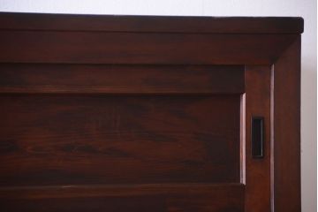 アンティーク家具　古民具・骨董　古い檜材の小ぶりで上品な二段重ね水屋箪笥