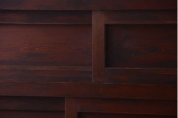 アンティーク家具　古民具・骨董　古い檜材の小ぶりで上品な二段重ね水屋箪笥