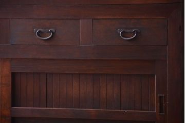 アンティーク家具　古民具・骨董　古い檜材の小ぶりで上品な二段重ね水屋箪笥