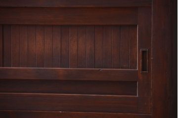 アンティーク家具　古民具・骨董　古い檜材の小ぶりで上品な二段重ね水屋箪笥