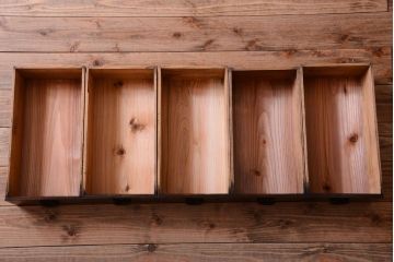 アンティーク家具　古民具・骨董　明治期　横桟引き戸付き!古い五尺水屋箪笥