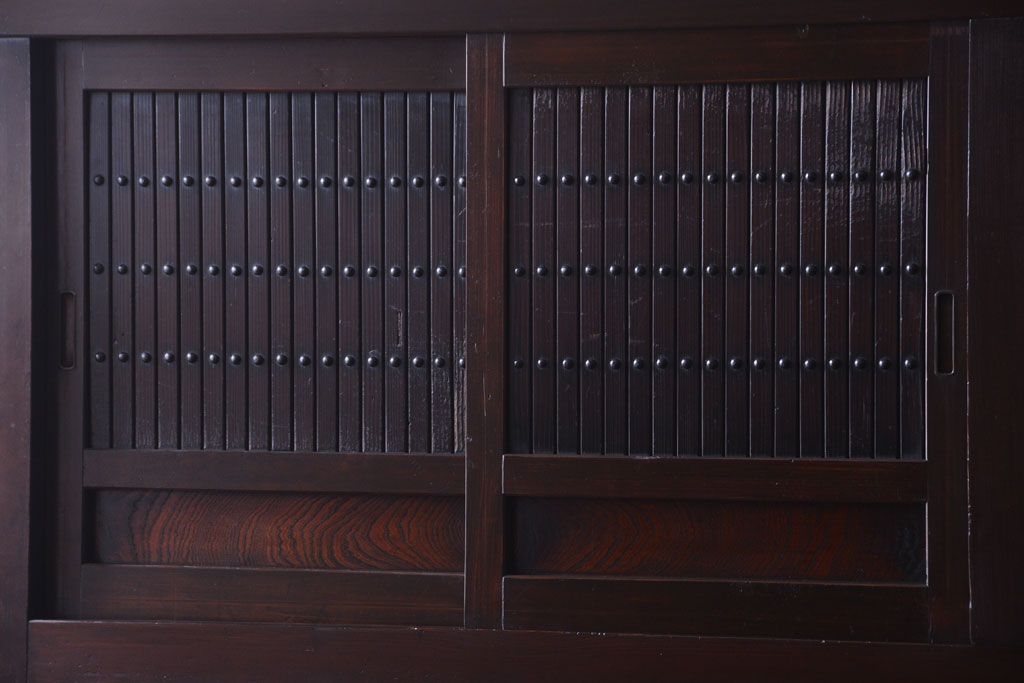 アンティーク家具　古民具・骨董　明治期　横桟引き戸付き!古い五尺水屋箪笥