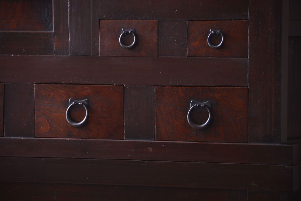 アンティーク家具　古民具・骨董　明治期　横桟引き戸付き!古い五尺水屋箪笥