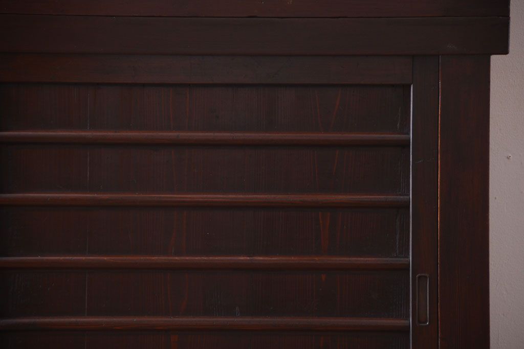 アンティーク家具　古民具・骨董　明治期　横桟引き戸付き!古い五尺水屋箪笥