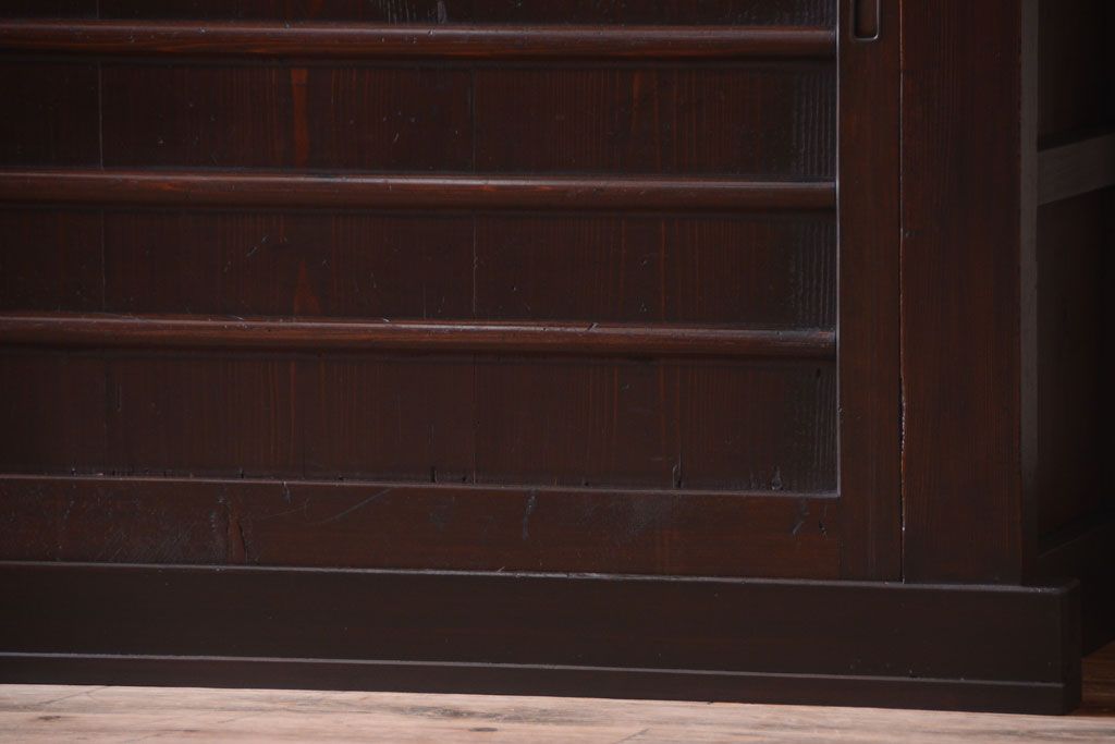 アンティーク家具　古民具・骨董　明治期　横桟引き戸付き!古い五尺水屋箪笥