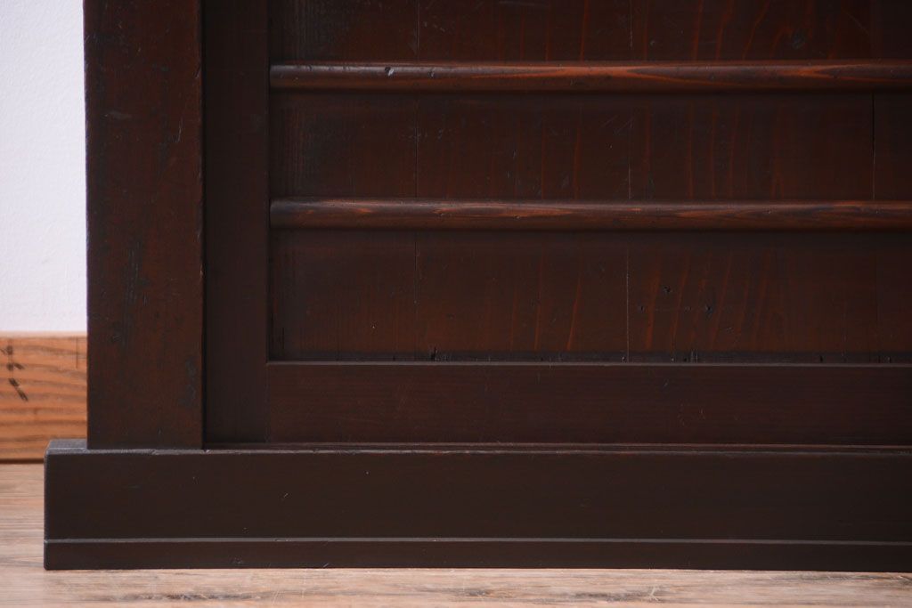 アンティーク家具　古民具・骨董　明治期　横桟引き戸付き!古い五尺水屋箪笥