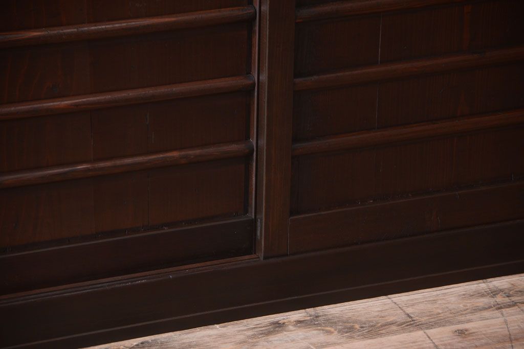 アンティーク家具　古民具・骨董　明治期　横桟引き戸付き!古い五尺水屋箪笥