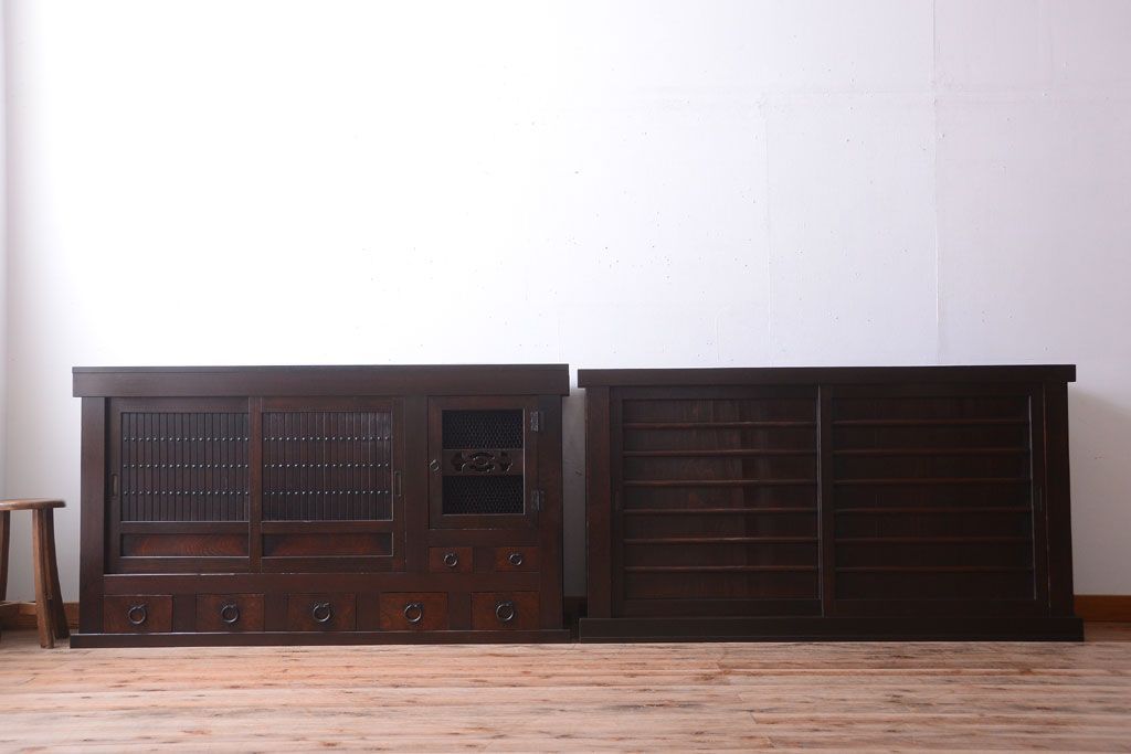 アンティーク家具　古民具・骨董　明治期　横桟引き戸付き!古い五尺水屋箪笥