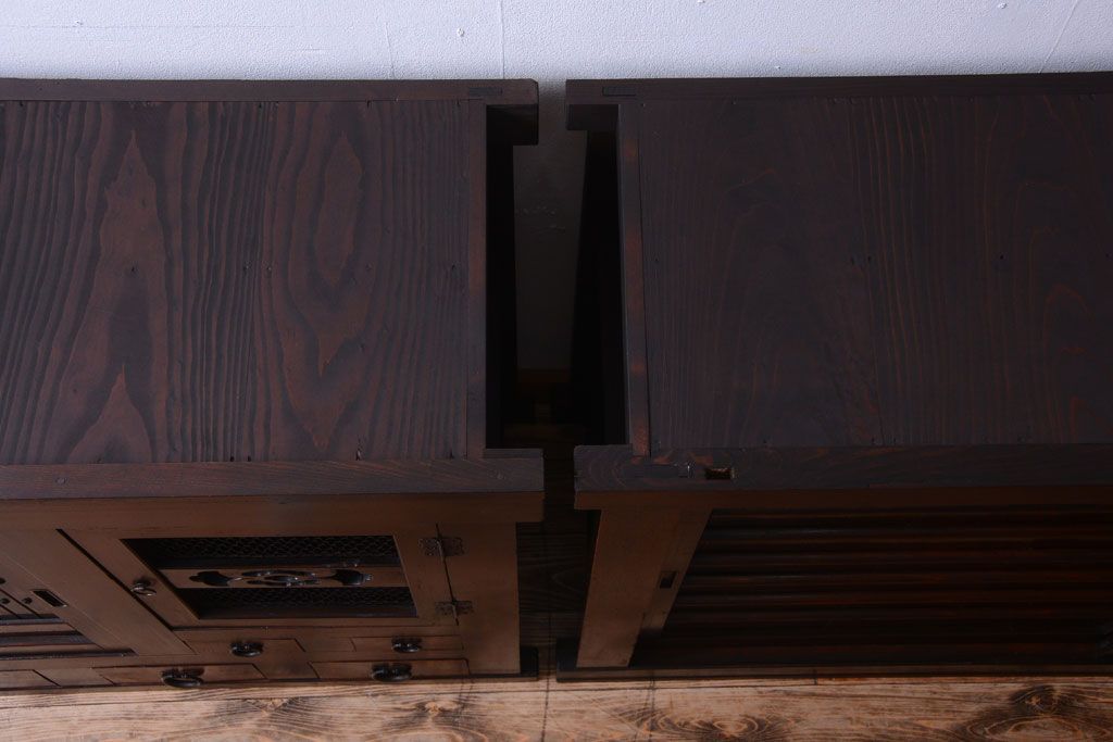 アンティーク家具　古民具・骨董　明治期　横桟引き戸付き!古い五尺水屋箪笥