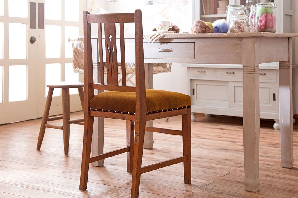 アンティーク家具　アンティーク　古いブナ材のチェア(椅子)