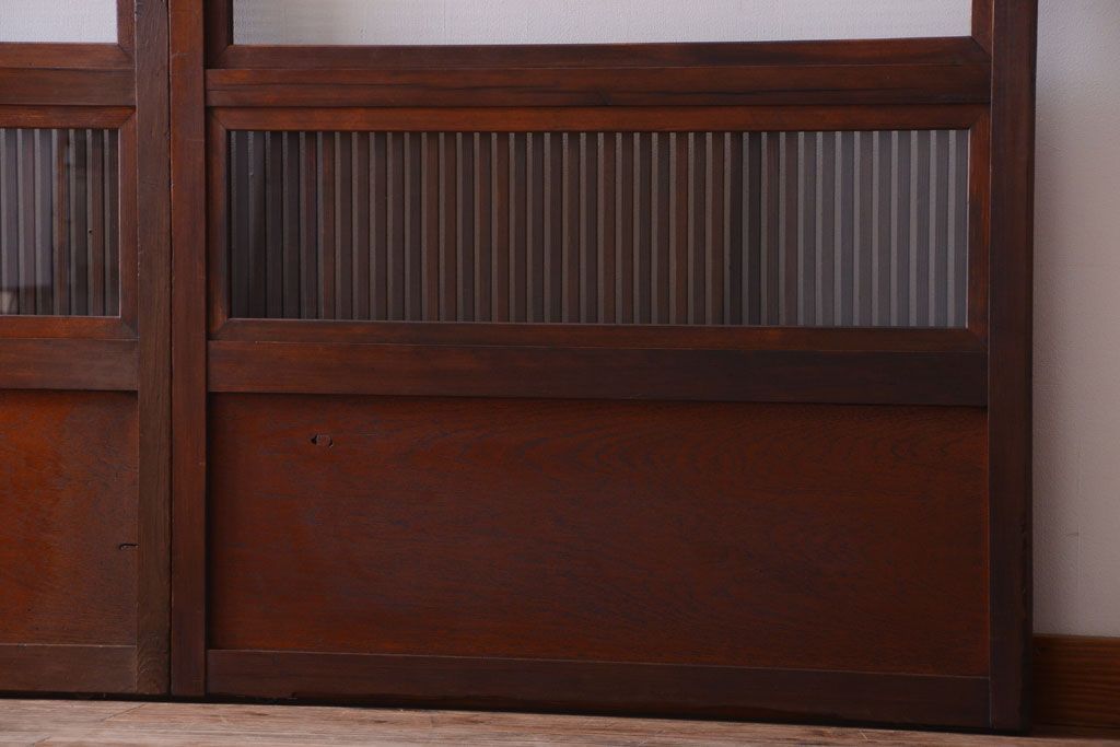 古民具・骨董　裏ガラス入り!腰板欅材のモールガラス帯格子戸2枚セット(2)