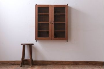 アンティーク家具　アンティーク　古い木のシンプルな壁掛け戸棚(2)