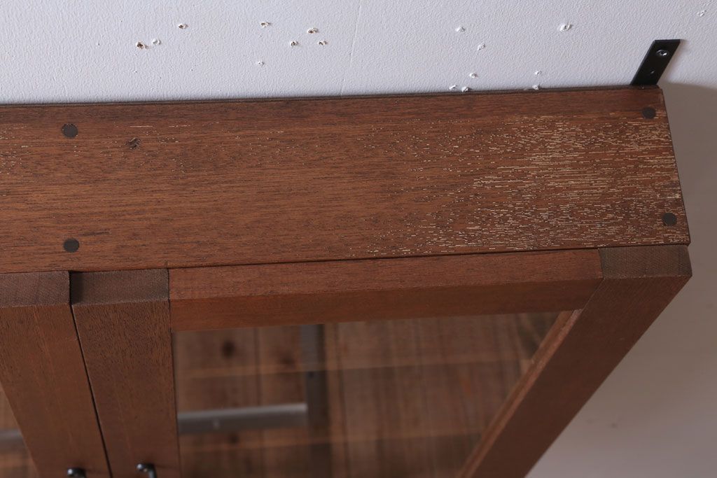 アンティーク家具　アンティーク　古い木のシンプルな壁掛け戸棚(2)