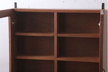 アンティーク家具　アンティーク　古い木のシンプルな壁掛け戸棚(2)